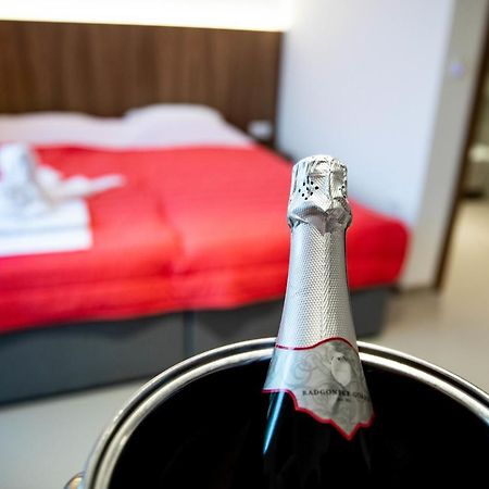 Gostilna Pugelj Hotell Novo Mesto Exteriör bild